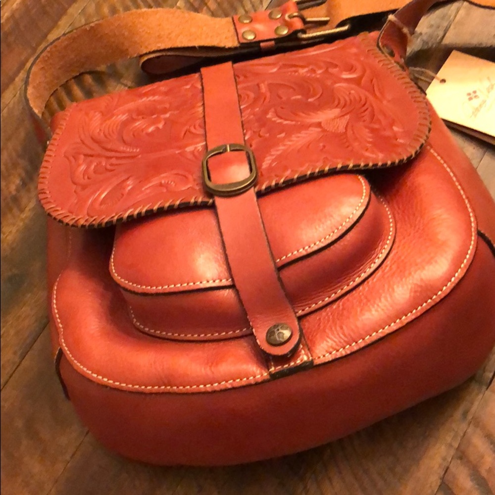 NWT Patricia Nash Barcelona Saddle bag in Florence